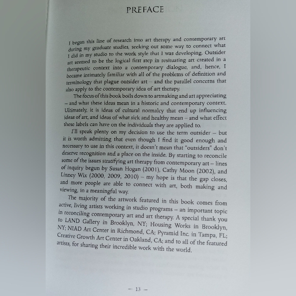 OUTSIDER ART And ART THERAPY Book - Picture 3 of 4